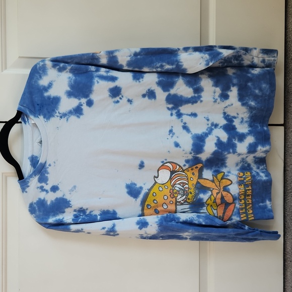 Authentic Disney Alice in Wonderland long sleeve tshirt - Picture 1 of 8